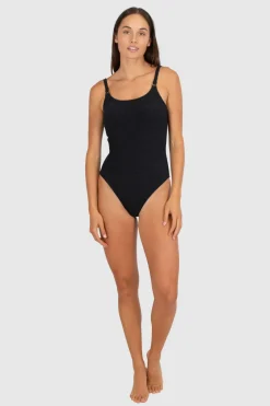 Ibiza D-E U.W One Piece