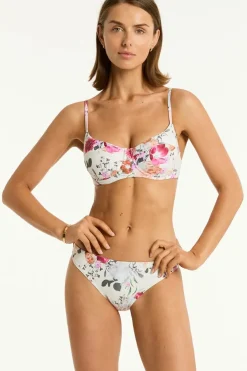 Belle Regular Cheeky Pant